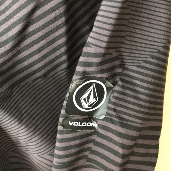 Men’s sz 26 Volcom swim board shorts - Picture 3 of 5